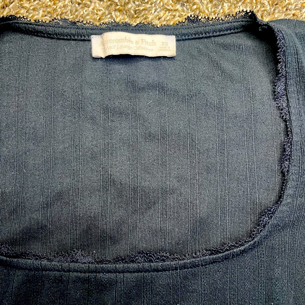 Abercrombie & Fitch Long Sleeve
